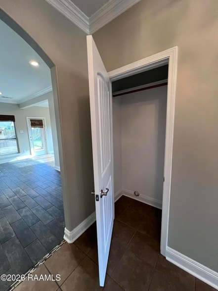 Building Photo - 100 Cautillion Dr