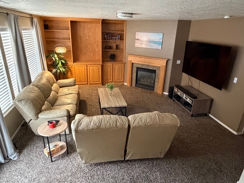 Building Photo - 5572 S 4075 W