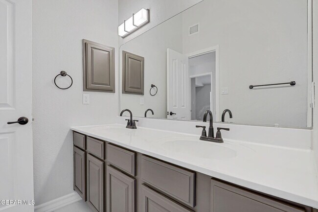 Building Photo - 485 Jeweled Mesa Ct