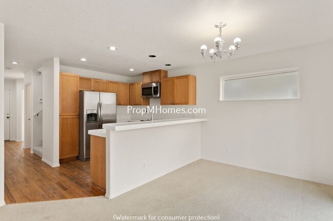 Building Photo - Wonderful Three Bedroom Plus Office In Bea...