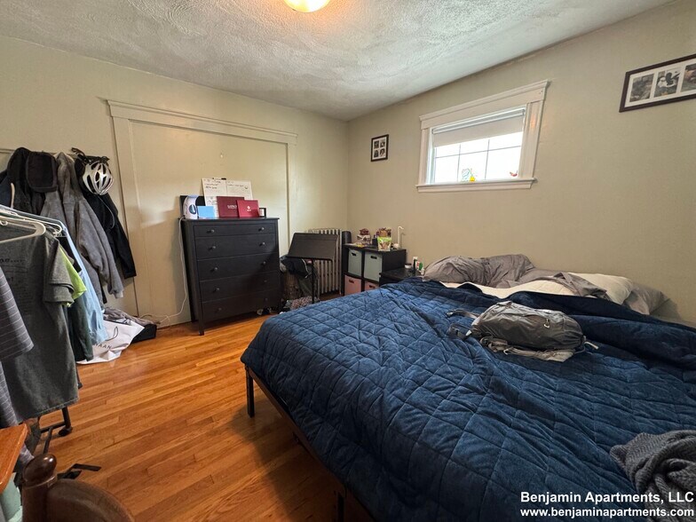 Building Photo - 60 Litchfield St
