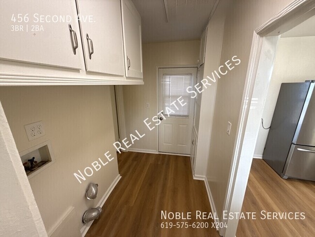 Building Photo - 456 Second Ave.-