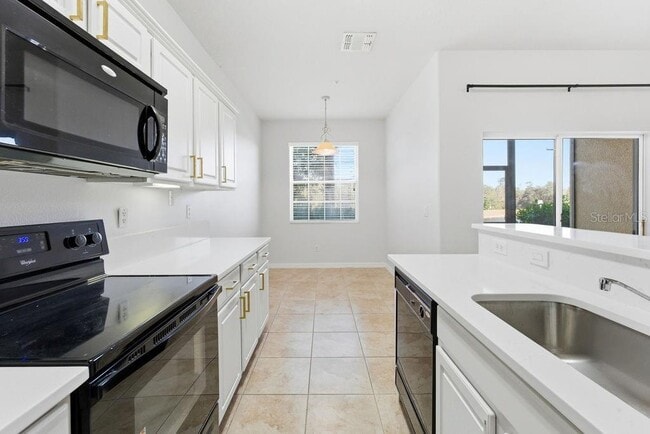 Building Photo - 2795 Oakwater Dr