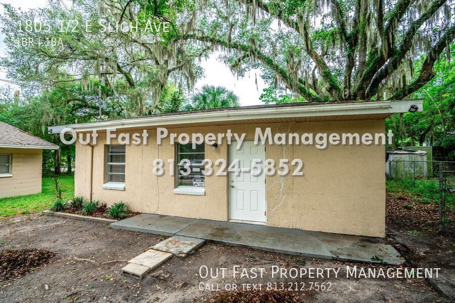 Building Photo - 1805 1/2 E Sligh Ave-