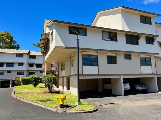 Building Photo - Mililani Golf Course Luxury Condo