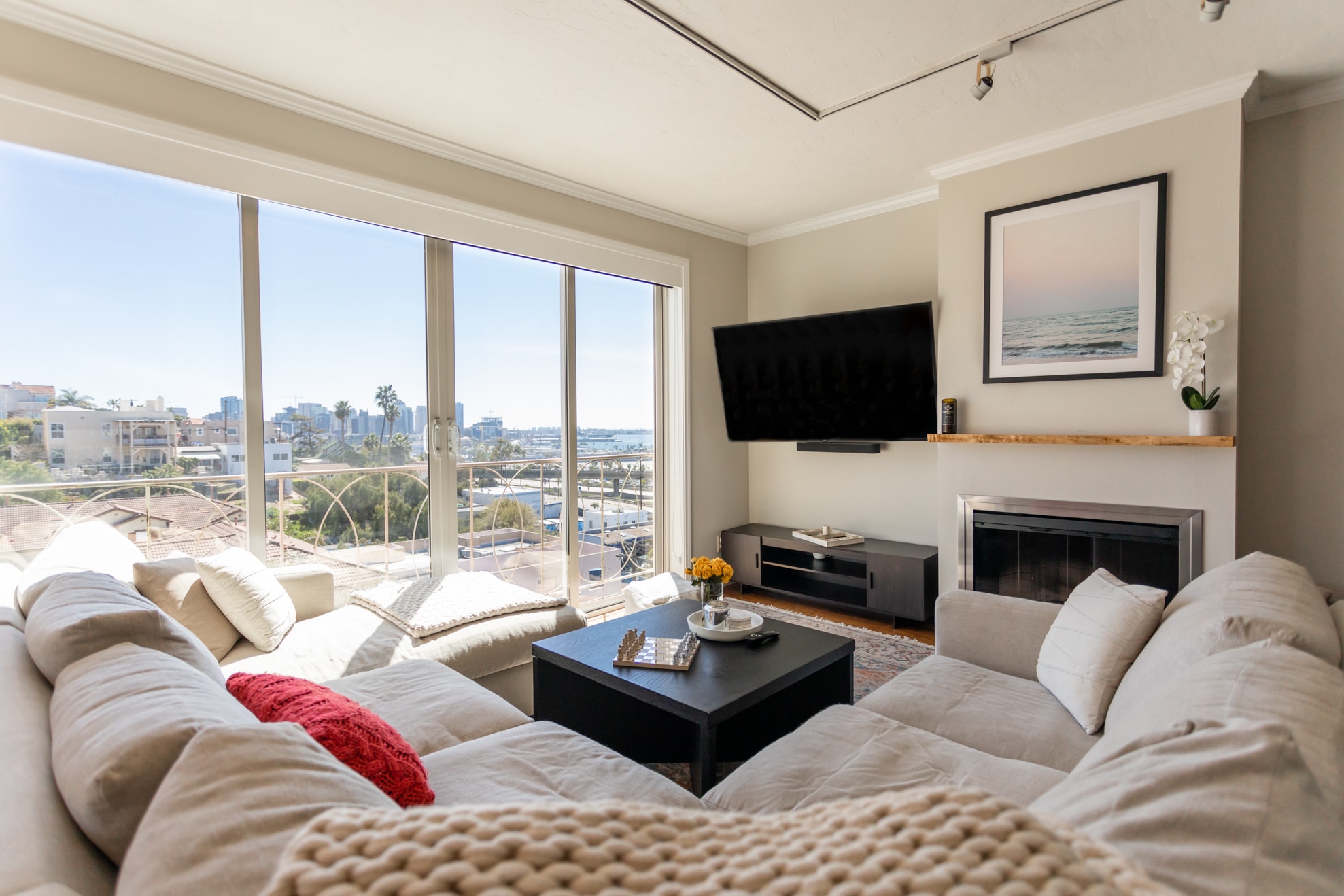 Building Photo - 3217 Columbia St