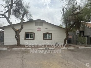 Building Photo - 1429 E Fillmore St