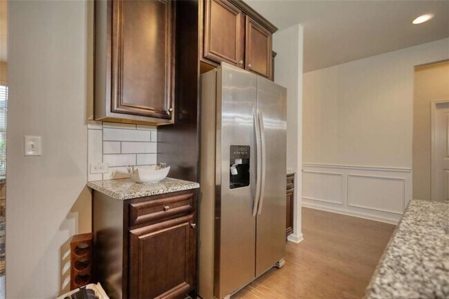 Building Photo - 164 Madison Grace Ave