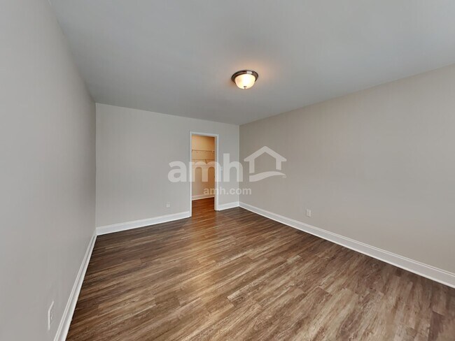 Building Photo - 5080 Mountain Springs Rd