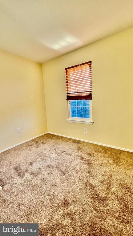 Building Photo - 18927 Birdseye Dr
