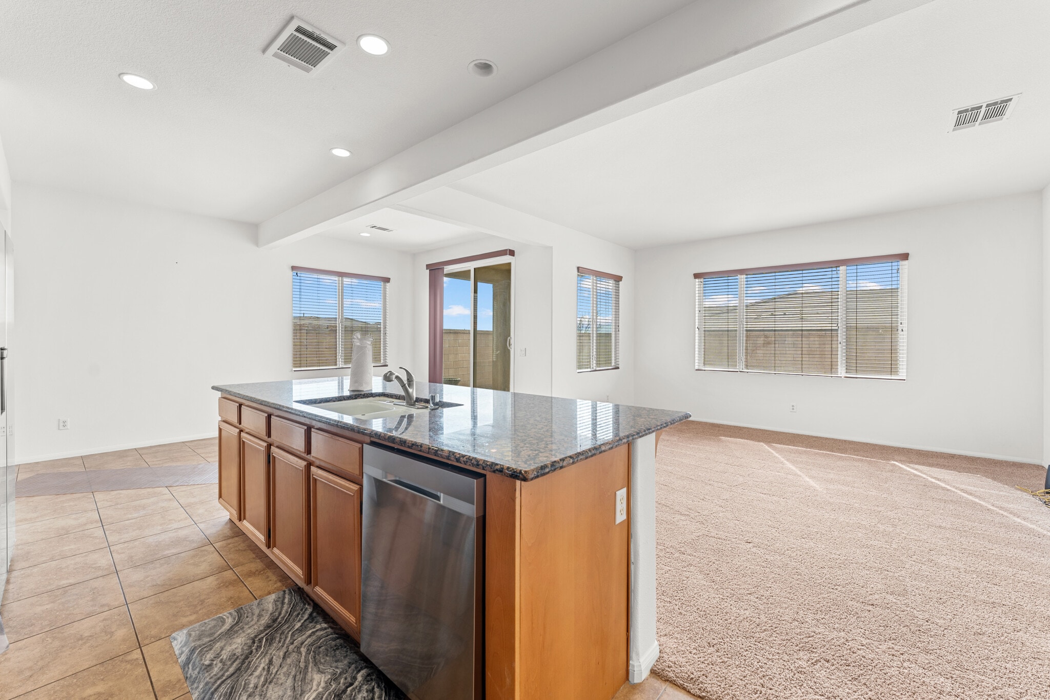 Building Photo - 62855 Kitetail Dr