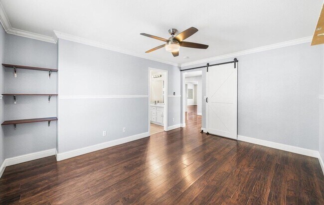 Building Photo - 240 Angora St