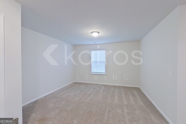 Building Photo - 247 Western Red Cedar Dr