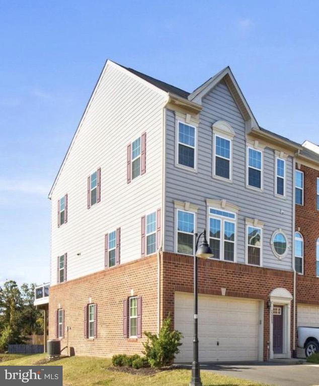 Building Photo - 22889 Lacey Oak Terrace