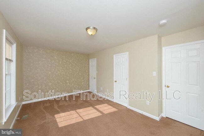 Building Photo - 257 Maple Wreath Ct