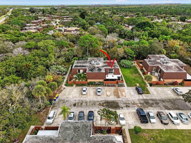 Building Photo - 5612 SE Riverboat Dr