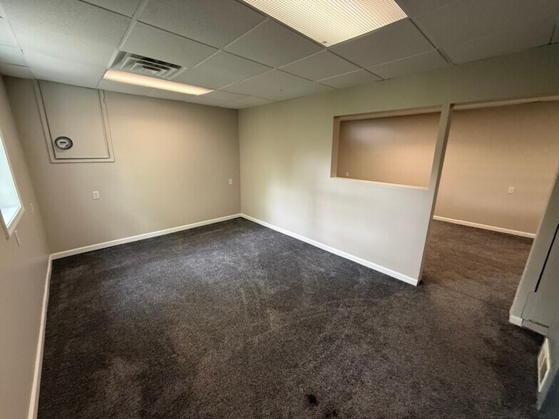 Building Photo - 1527 Fulton Ct