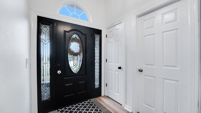 Building Photo - Charming 3BR Home in Har-Ber Meadows Cul-de-Sac