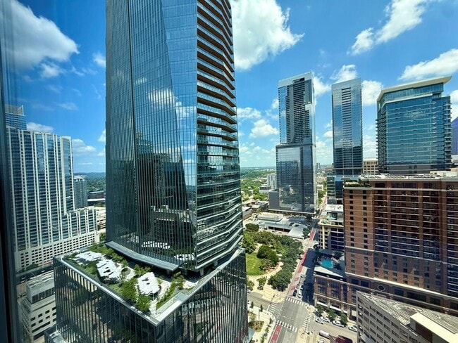 Building Photo - 210 Lavaca St