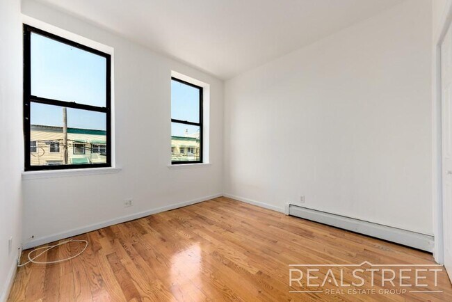 Floorplan - 28 Macdougal St