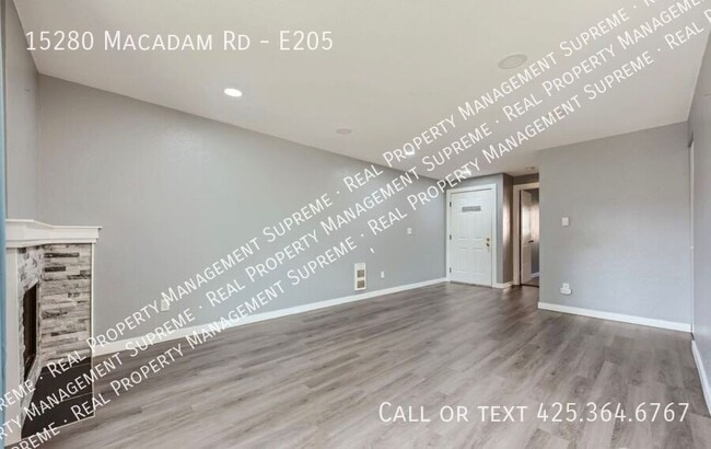 Building Photo - 15280 Macadam Rd S