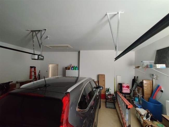 Building Photo - 13401 Indigo Sands Dr