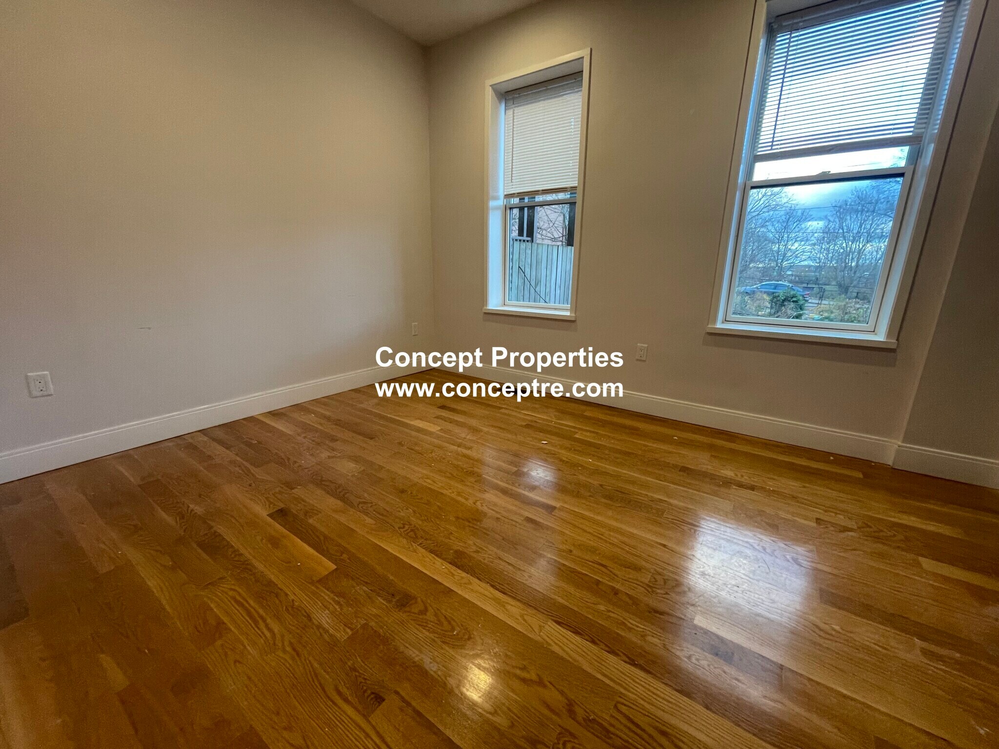 Building Photo - 11 Highland Park Ave