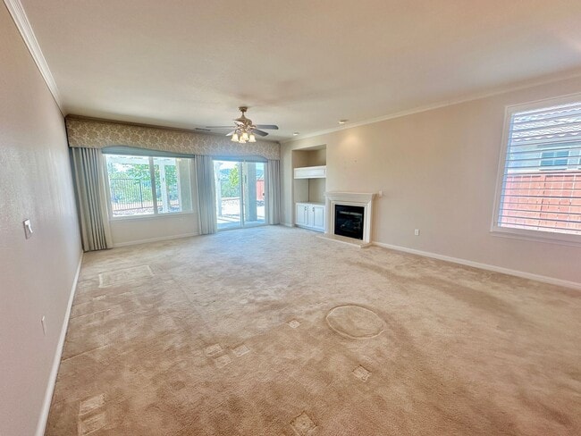 Building Photo - 3 BEDROOM 2 BATH HOME IN THE VINTAGE AT RIVER OAKS 55+ SENIOR COMMUNITY * MUST BE 55 OR OLDER*