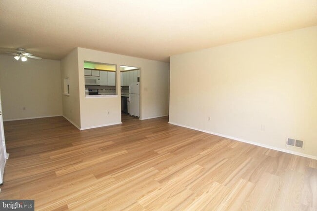 Building Photo - 7 Joyner Ct
