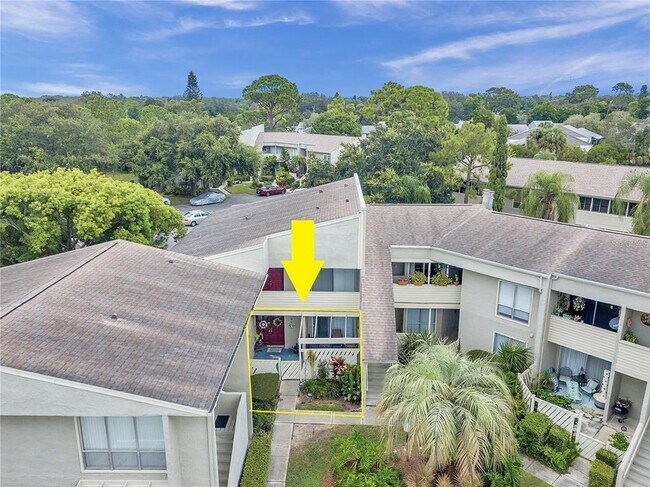 Building Photo - 425 Windrush Bay Dr