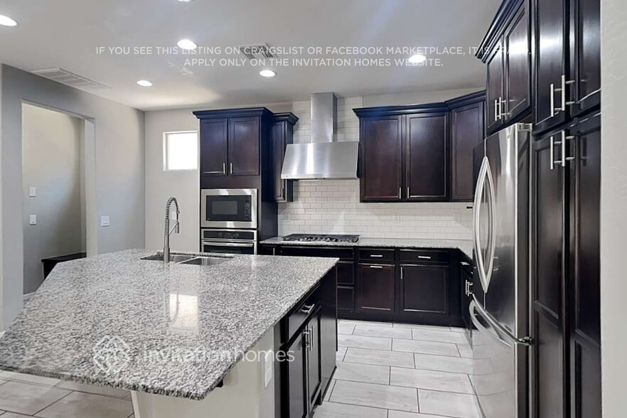 Building Photo - 2263 S Agnes Ln
