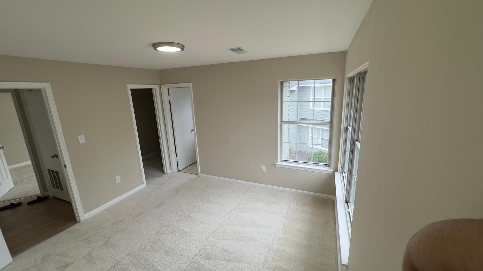 Building Photo - 8623 Beekman Pl