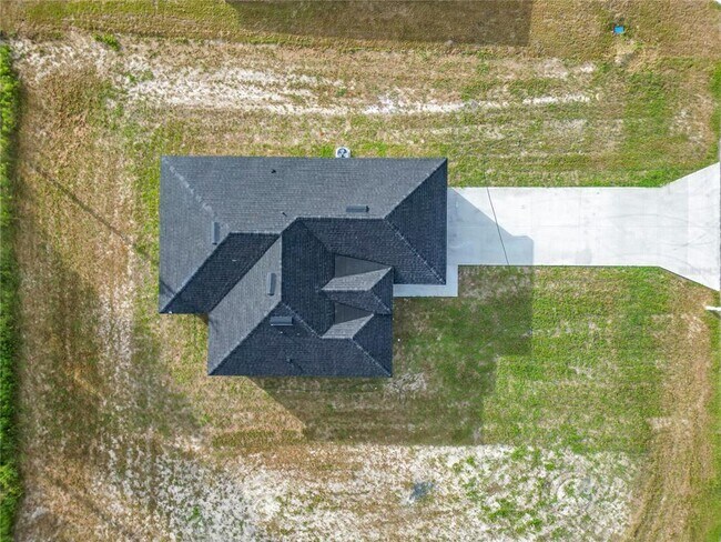 Building Photo - 527 Marion Oaks Ln