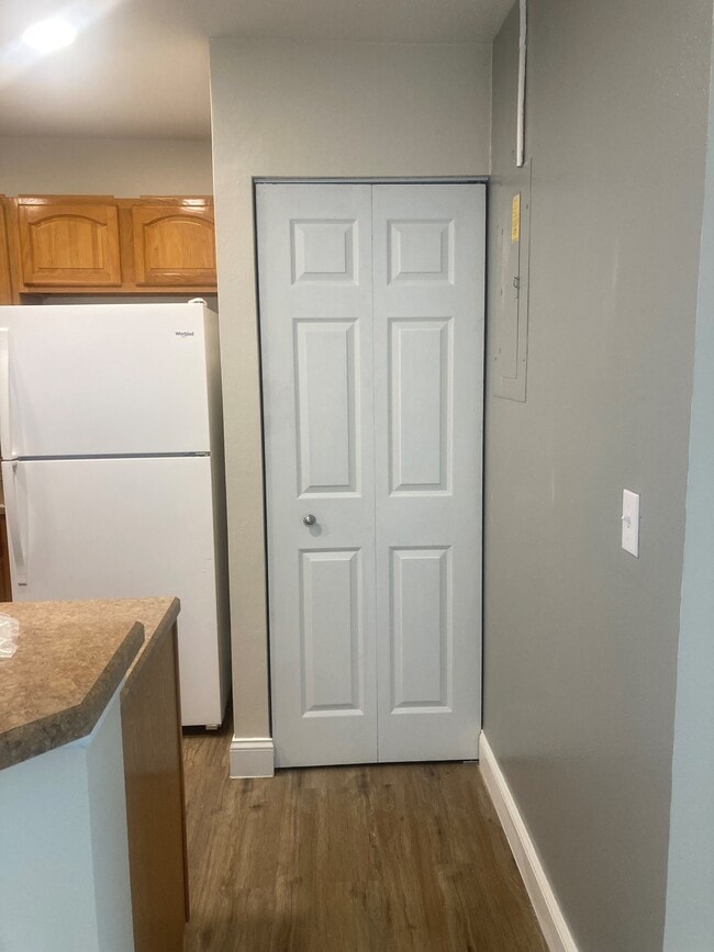 Building Photo - 1431 Sheafe Ave NE