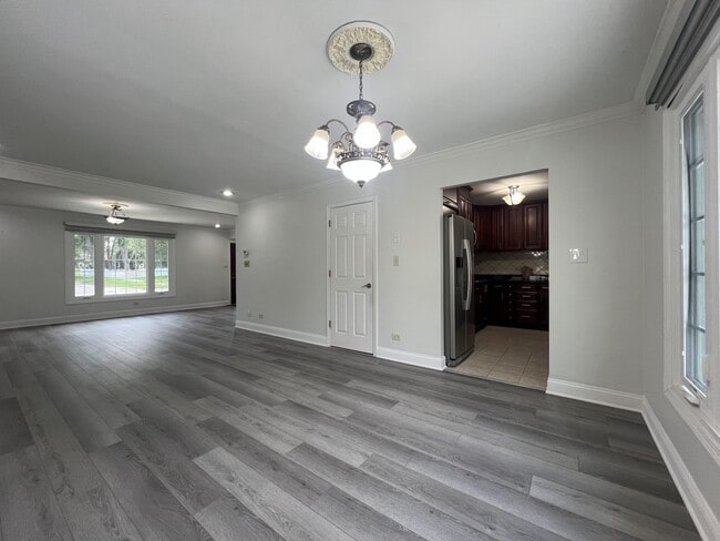Building Photo - 1380 Rosedale Ln