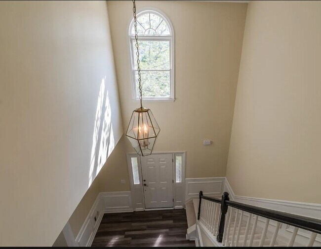 Building Photo - 4085 Ancroft Cir