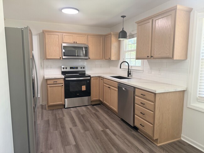 Building Photo - 6504 Zack Rd