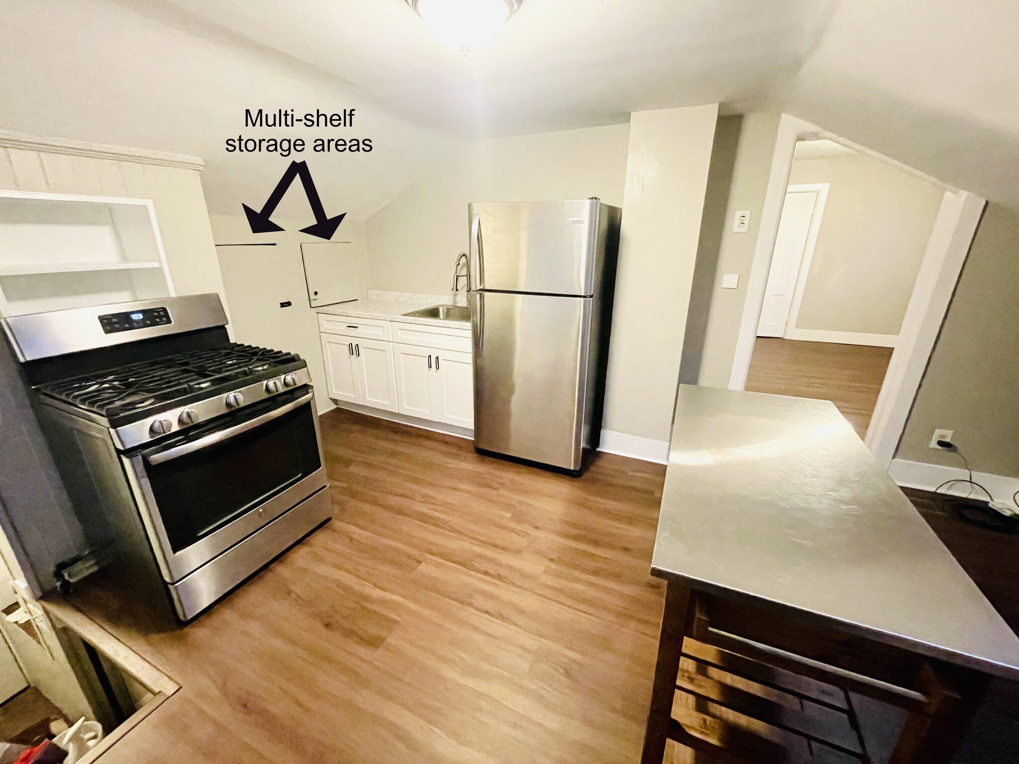 Building Photo - 72 - .5 Hickory St