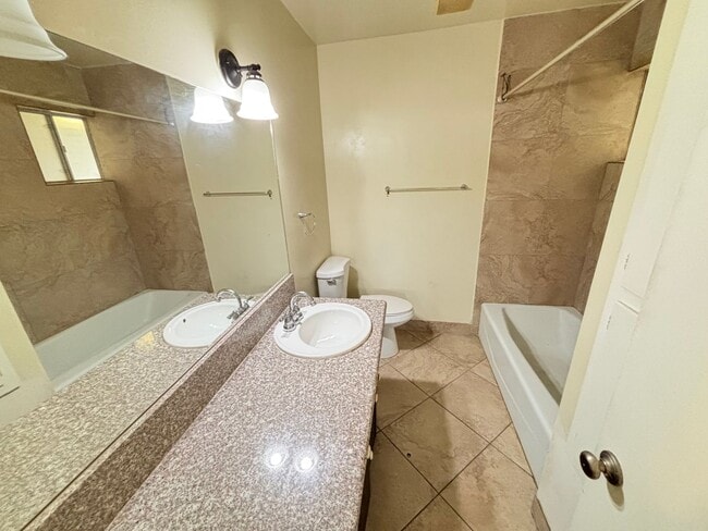 Building Photo - Beautiful single story 3BR/2BA home locate...