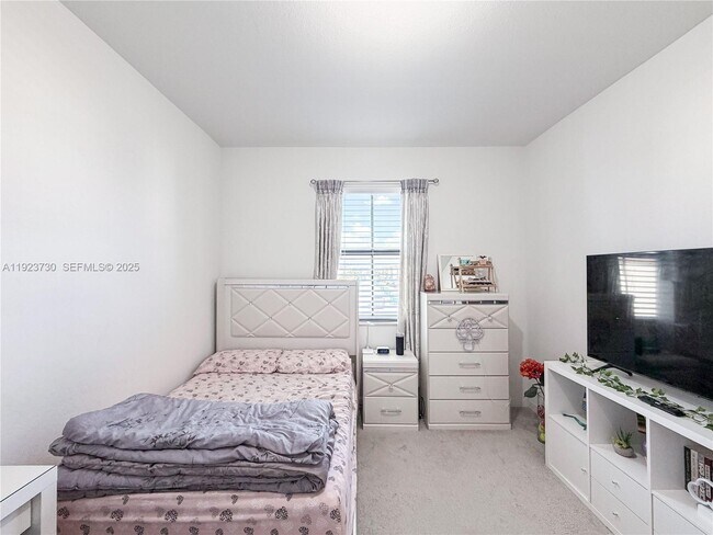 Building Photo - 11962 SW 247th Ter