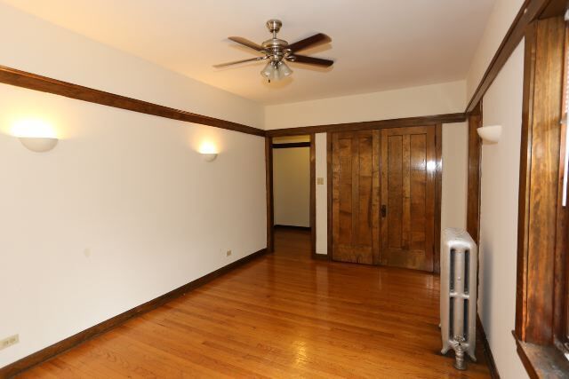 Building Photo - 830 W Waveland Ave