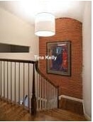 Building Photo - 10 Follen St