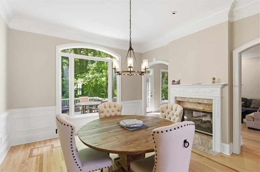 Building Photo - 1247 Manor Oaks Ct