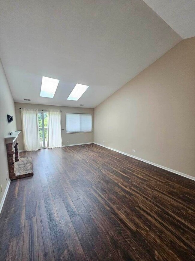 Building Photo - 2931 Stockton Ct
