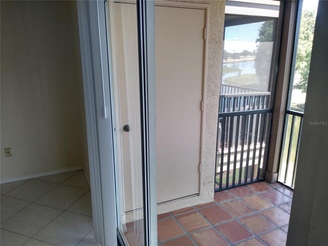 Building Photo - 2400 Feather Sound Dr