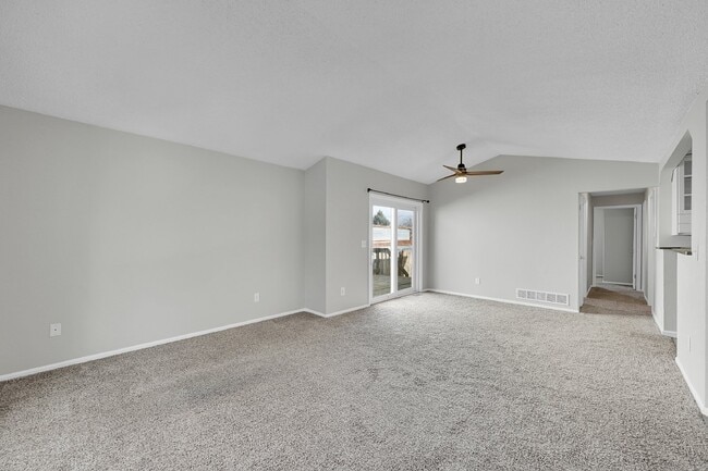 Building Photo - $2,375.00 - 3 Beds,2 Baths, Single Family ...