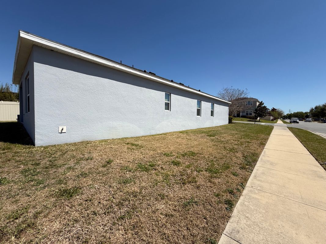 Building Photo - 1501 Finchburg St