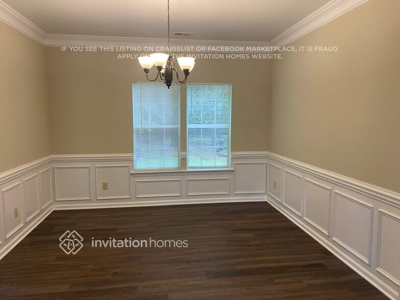 Building Photo - 1136 Briarmore Dr