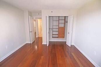 Building Photo - 8 Museum Way