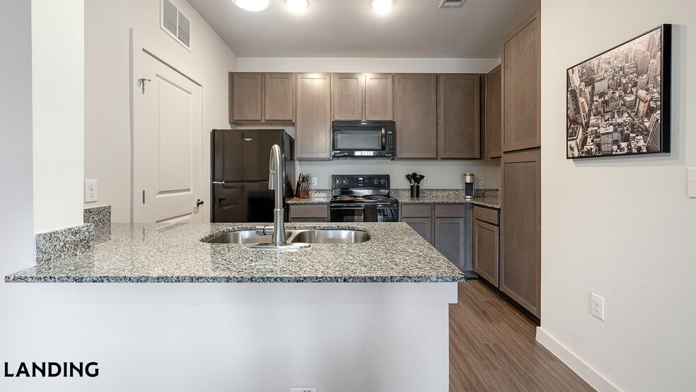 Building Photo - 2115 Windsor Blvd